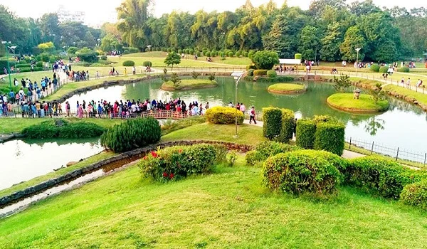 Lifestyle Amenities in Prestige Autumn Leaves
